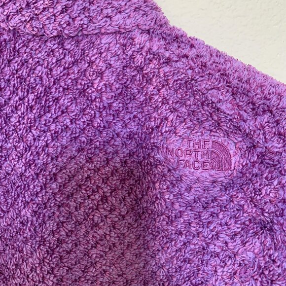 The North Face girls’ fuzzy fleece jacket in size M (10) - Picture 4 of 7